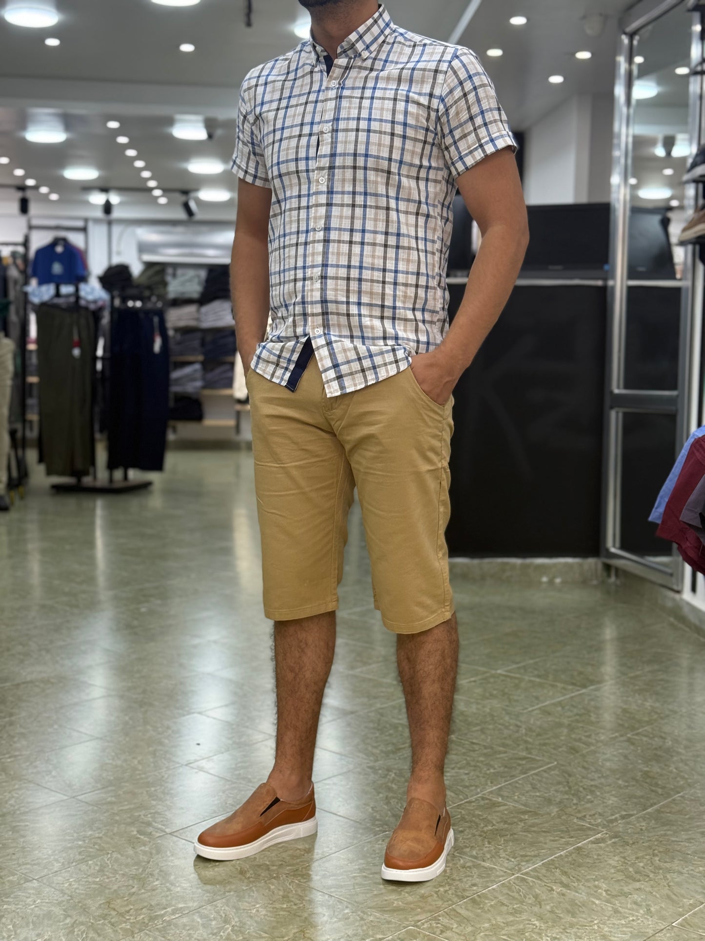 Chemise a carreaux demi manche