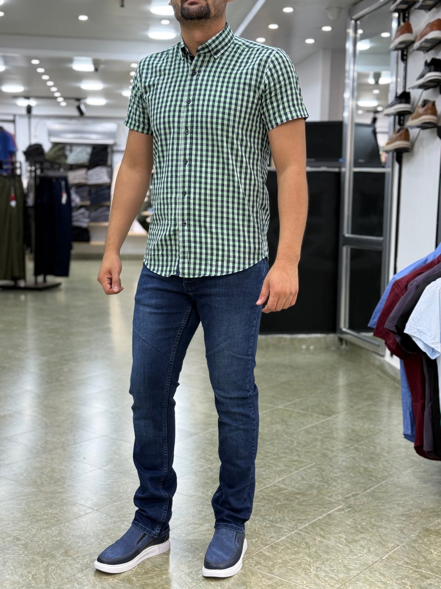 Chemise a carreaux demi manche